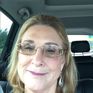 Meet your Posher, Maureen